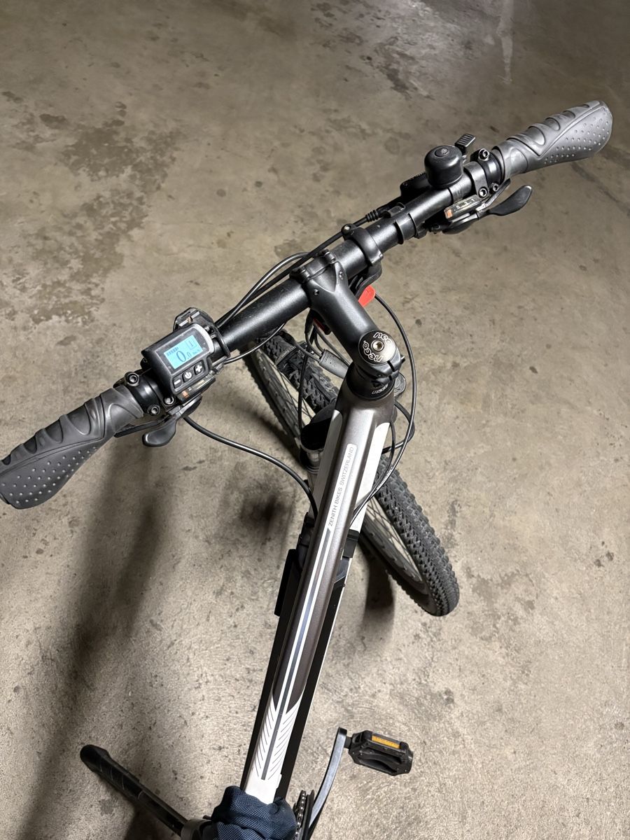 Zenith Bikes Velos: E-Bike Zenith ZXU02 – Gebraucht aus Petit Lancy von anil.anumolu 3