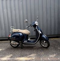Piaggio Vespa GTS 300 Super 