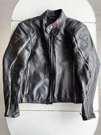 Blouson moto en cuir