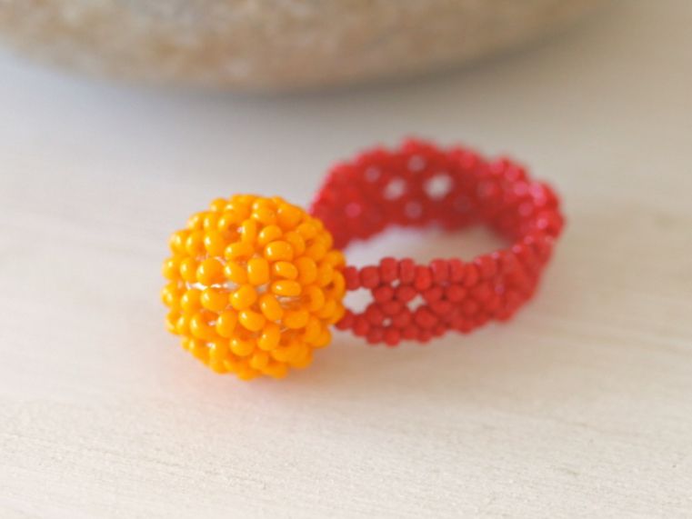 🟢 Bague pièce unique en perles / Ring mit Perlen NEU (Neuf avec ...