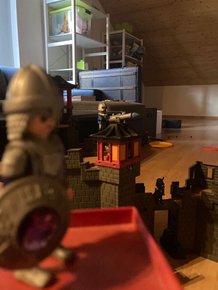 Playmobil Giocattoli: Ritterburg Playmobil – Usato da Uttigen venduto da Tanto74 4