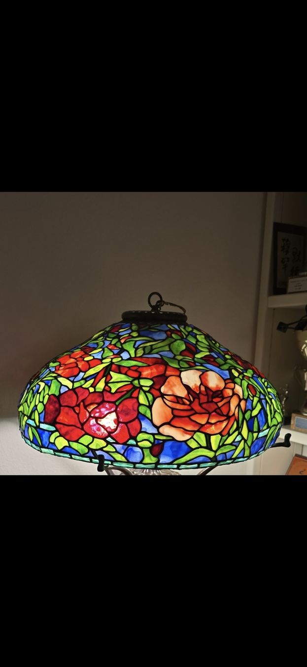 Lampen: Tiffany Lampe "Peony" ca 56 cm – Gebraucht aus Volketswil von rerererarara