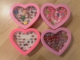 4 Schmuckkästchen voller Kinderringe #53