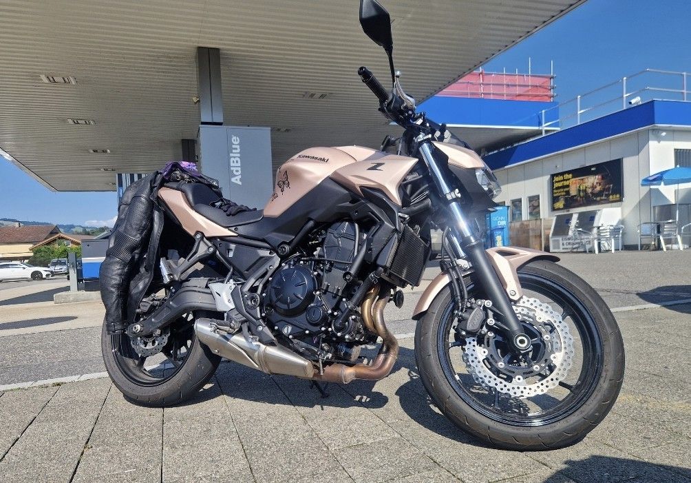 Kawasaki Strada: Kawasaki Z 650 Performence – Nuovo (secondo la descrizione) da Biglen venduto da adrian017 3