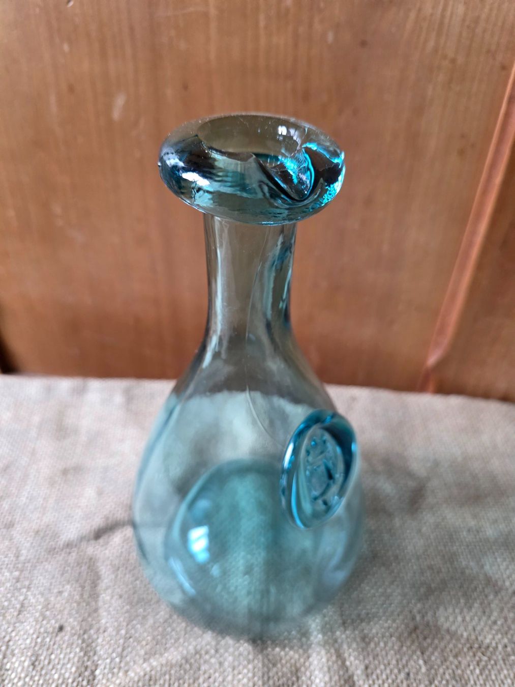 Caraffe: blaue Glas Flasche Karaffe mit Ausschank Rille – Usato da Walterswil BE venduto da Lonitti 7