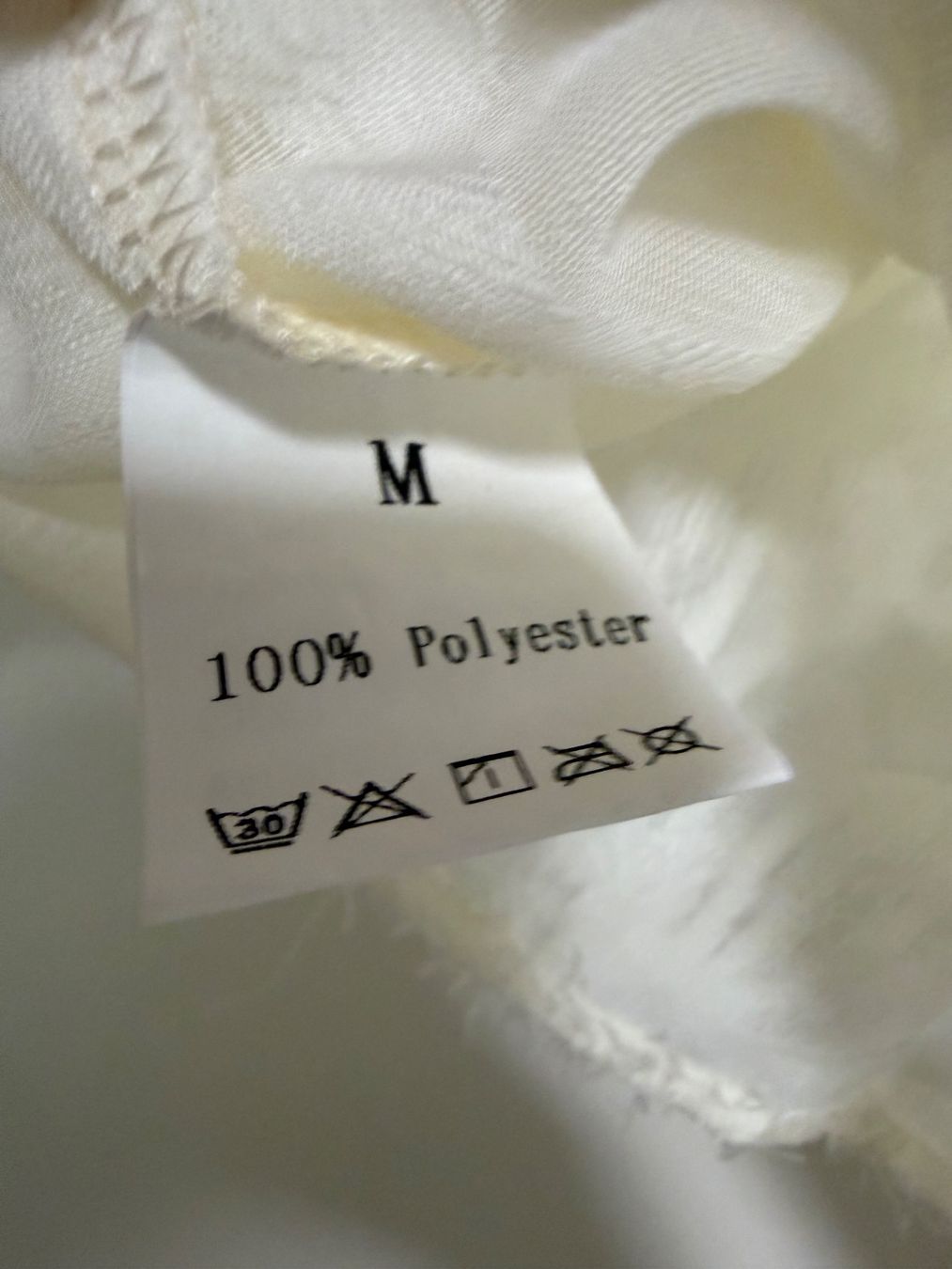 Camicette: Weisse Bluse mit schwarzen Schleifen  Gr M – Nuovo (secondo la descrizione) da Basel venduto da iulia_haul 2