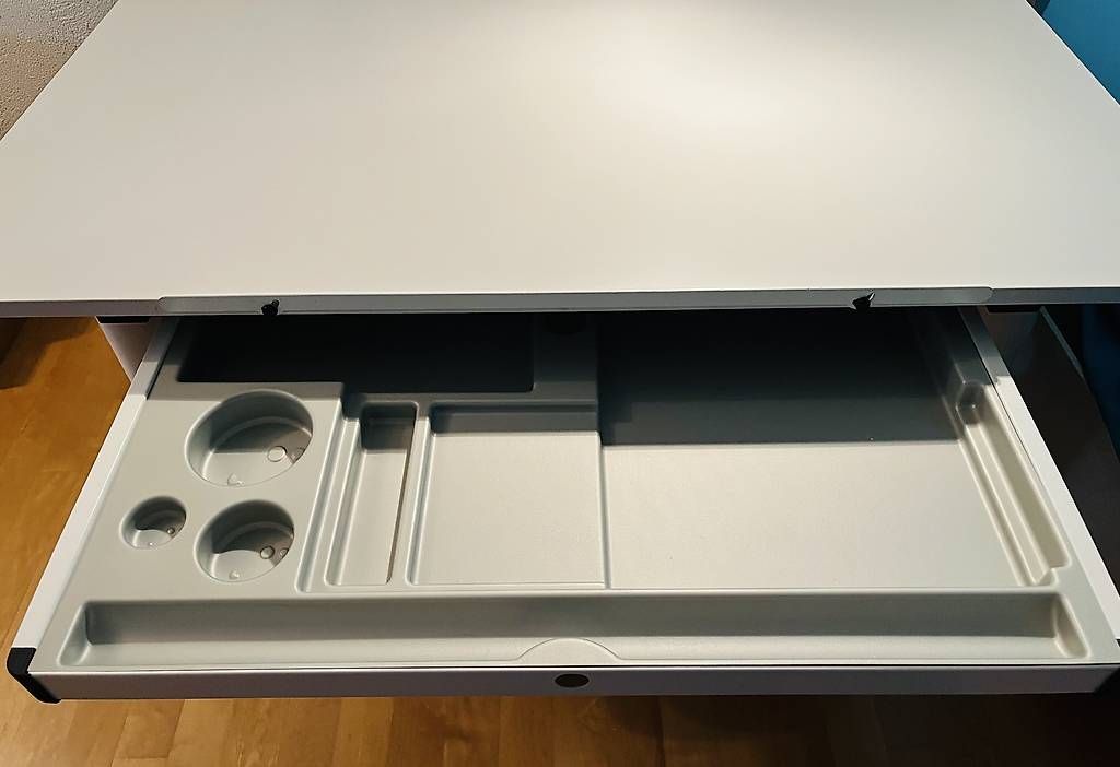 Scrivanie: Schreibtisch höhenverstellbar, ergonomisch – Usato da Wollerau venduto da steinbock1977 4