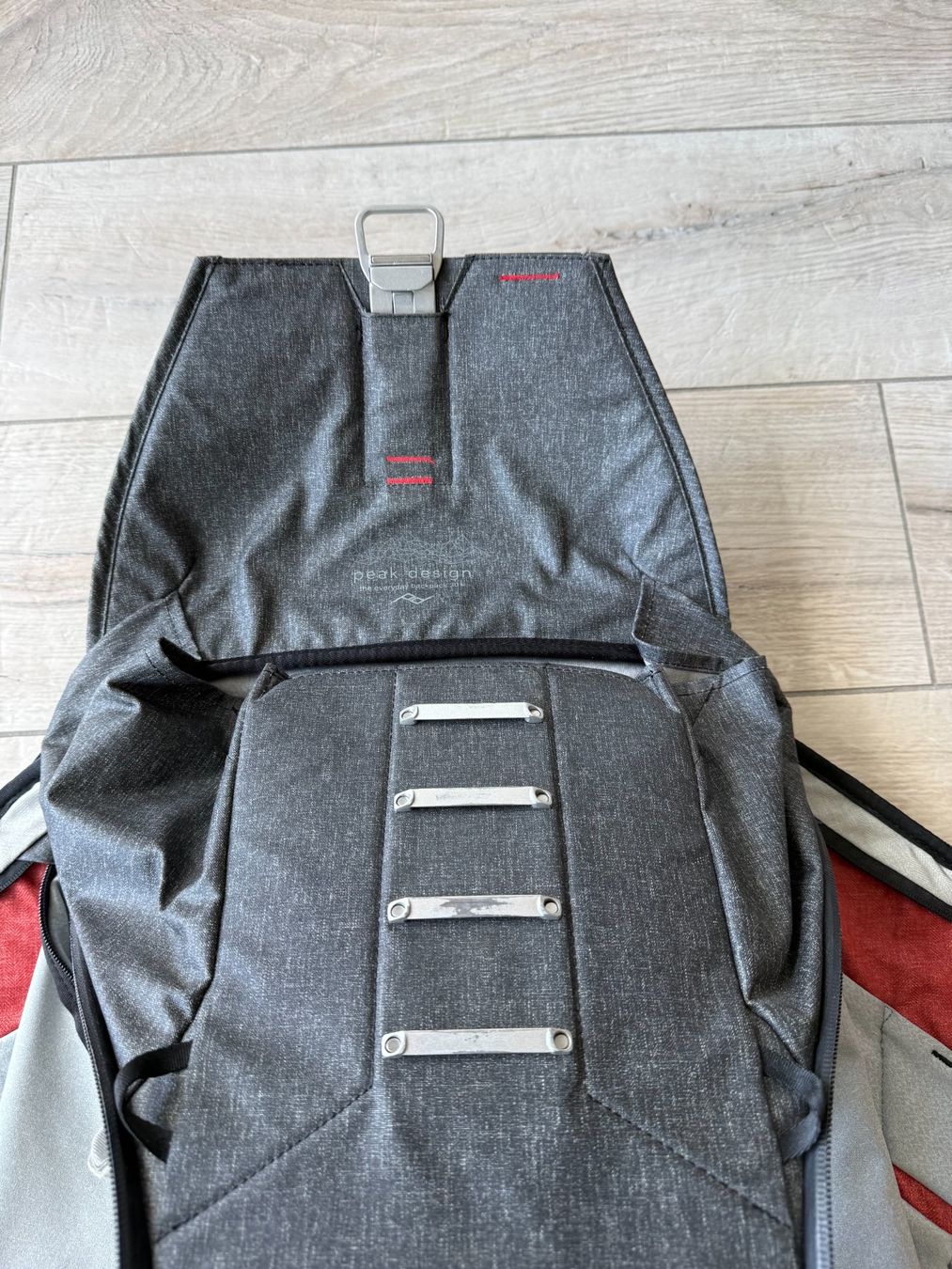 Peak Design Zaini: Peak Design Everyday Backpack 30L V1 (2015 Kickstarter) – Usato da Frick venduto da ssahlender 2