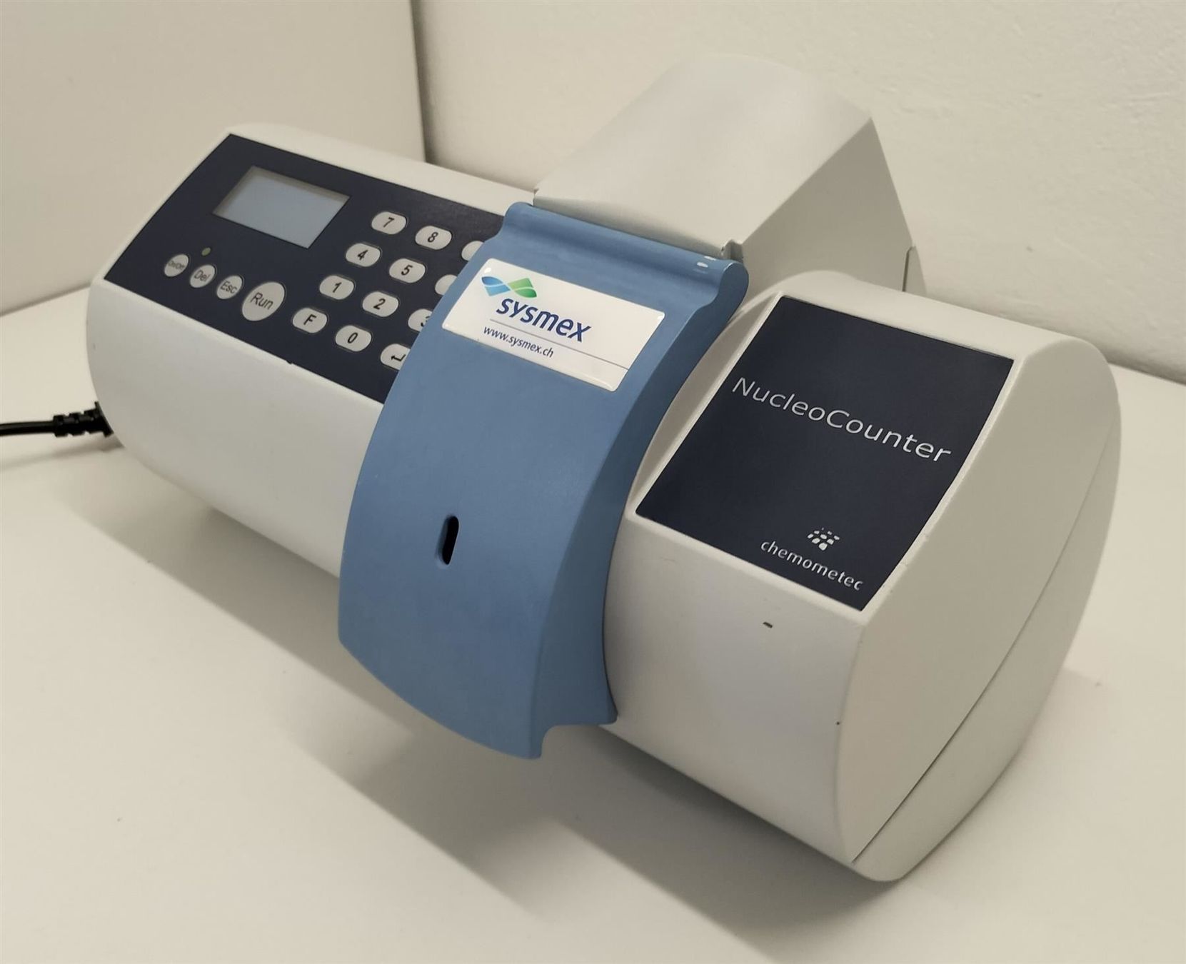 Accessori da laboratorio: Chemometec NucleoCounter  Typ 900-0004 – Usato da Niederdorf venduto da LeptonAG_Labor 4