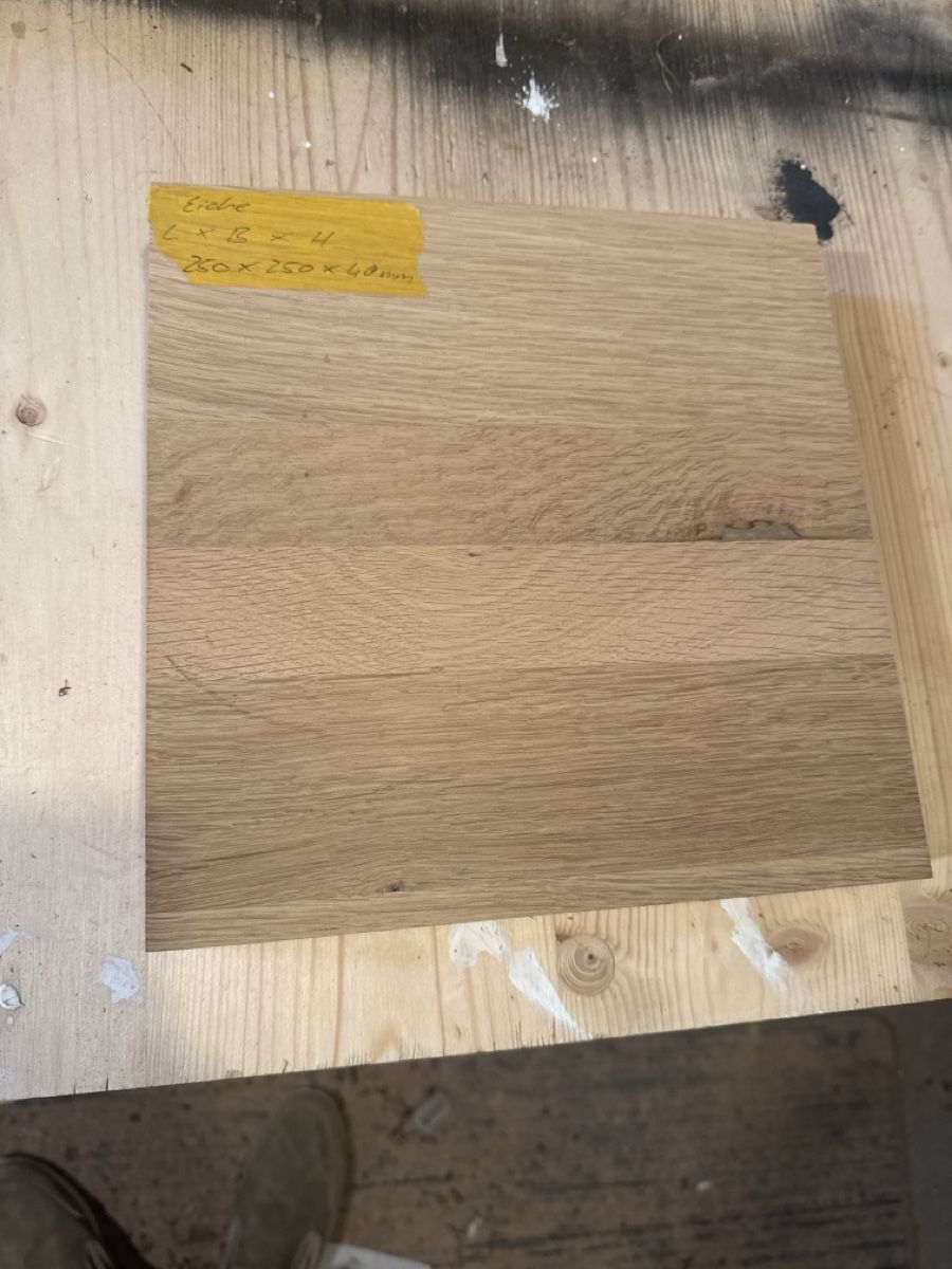 Articoli in legno: Eiche Brett, Holzbrett, 250x250x40 mm – Usato da Brunnen venduto da Holz-style