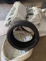 Winterpneu Dunlop 225 / 35 R19