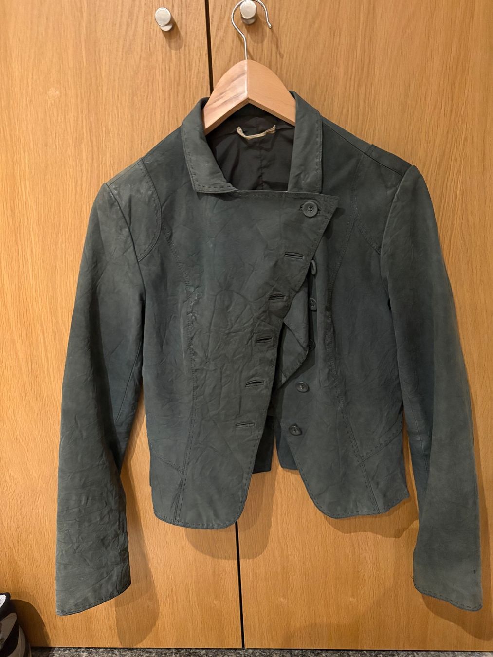 Giacche: Giacca in pelle Verde – Usato da Leggia venduto da lin_98v9