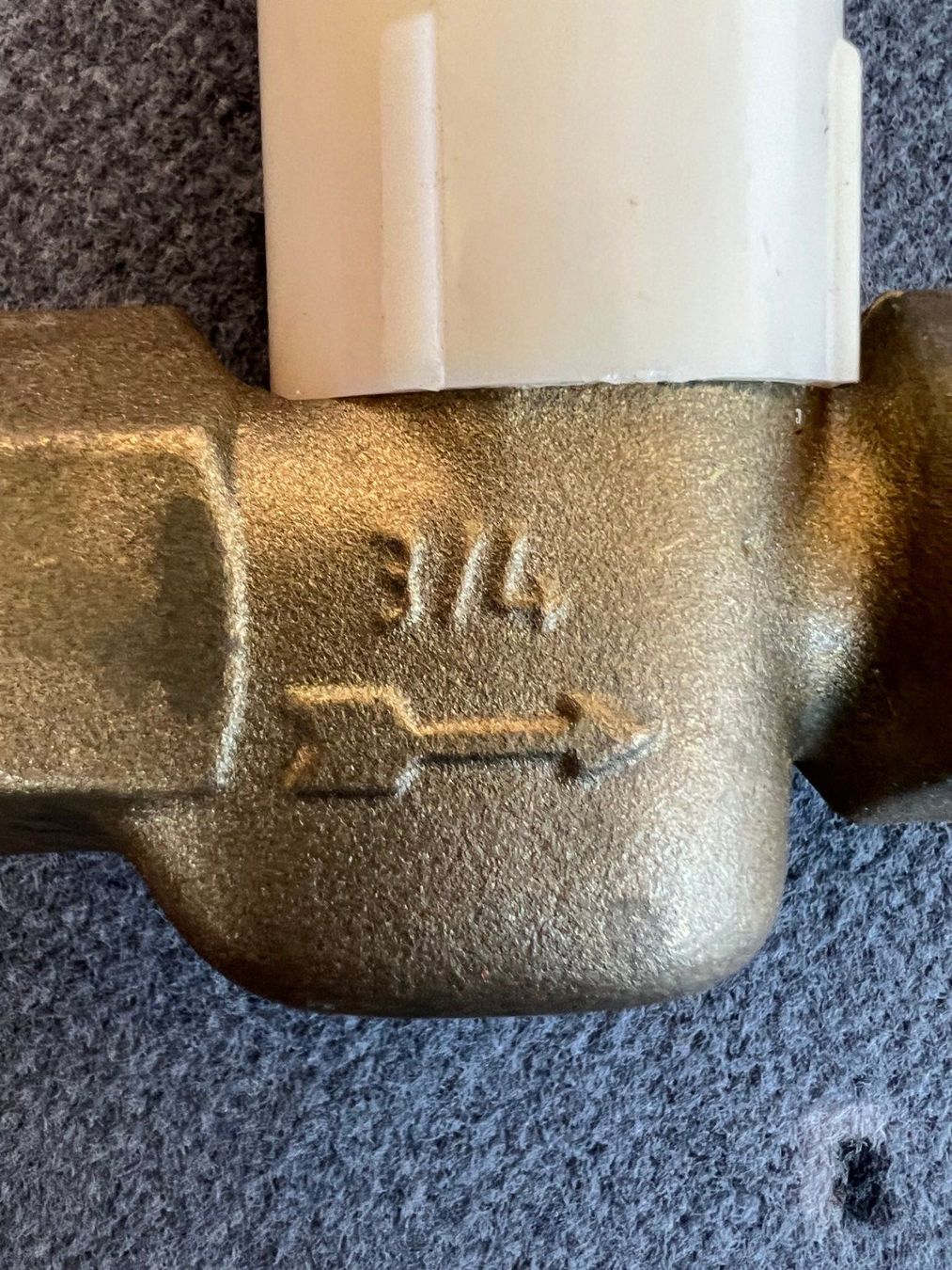 Rubinetteria: Unterputz-Ventil 3/4" mit Vierkant – Nuovo (secondo la descrizione) da Dietikon venduto da Wildtransporte 2