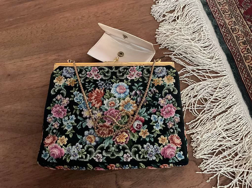 Taschen für Damen: Borsetta da sera – Neu und originalverpackt aus Gudo von ele_7h2r 1
