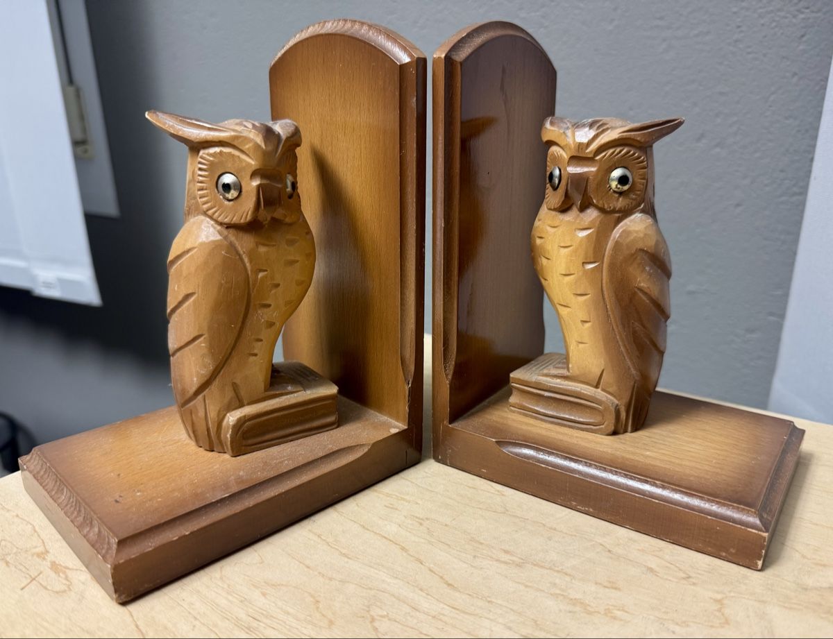 Sonstige Dekorationen & Accessoires: Altes Paar Buchstützen Holz Eulen Eule vintage – Gebraucht aus Rothrist von Luckywinner 1