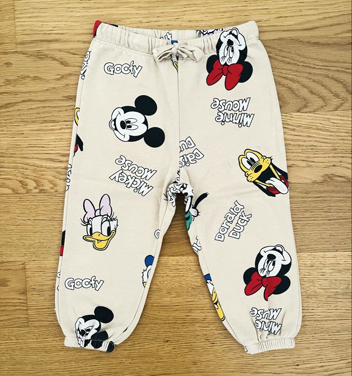 Hosen: 5 Pantalons jogging Taille 86 – Gebraucht aus Sion von FashionStore3 1