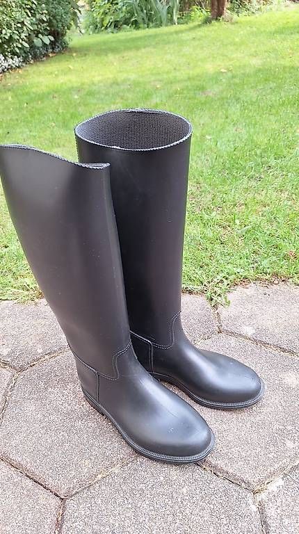 Scarpe da uomo: Reitstiefel gr.35 fast Neu – Usato da Münchenbuchsee venduto da Kriss28 4