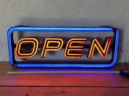 LED OPEN