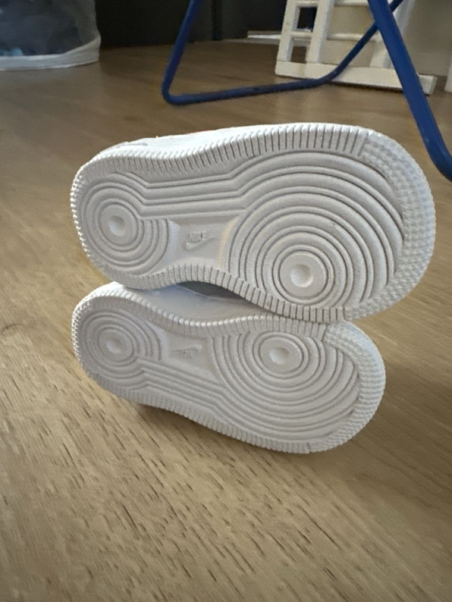 Nike Schuhe für Jungen: Babyschuhe Nike 19,5 – Neu (gemäss Beschreibung) aus Tägerig von Unbekannt5522 2