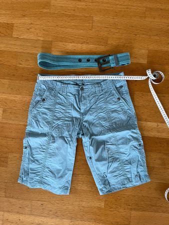 Sommer Bermuda Shorts, türkis, Gr. 38, mit Gürtel
