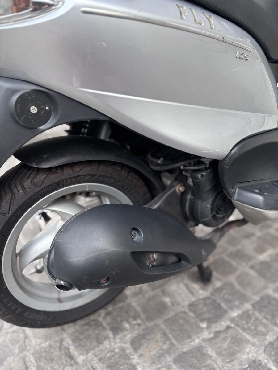 Piaggio Scooter: Piaggio FLY 125 Roller frisch ab MFK – Usato da Zürich venduto da Sutecs 6