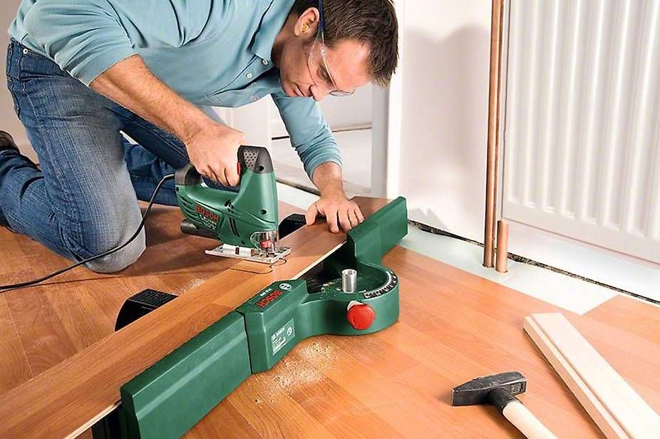 Tutti gli attrezzi: Bosch PLS 300 Sägestation - CHF 109.- – Usato da Bern venduto da Swissartdeal 1