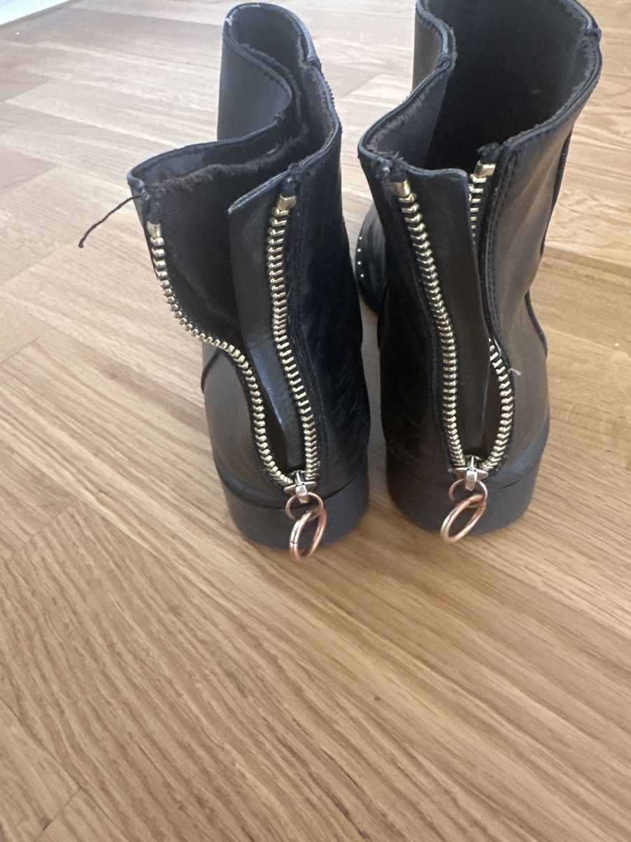 Damenschuhe: Pull&Bear Boots, Schwarz, Gr. 37, Top Zustand, Herbst! – Gebraucht aus Luzern von val_z5jn 1