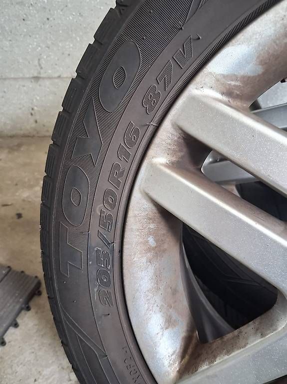 Pneumatici & Ruote complete: Jantes pour ford focus – Usato da La Chaux-de-Fonds venduto da atipik 1