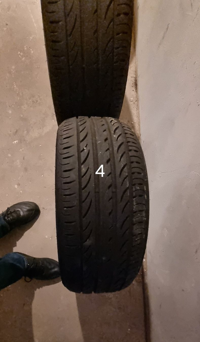 BMW Tutti pezzi di ricambio auto: PNEUS PIRELLI  ZERO   235/40 ZR 93Y 4 STÜCK – Usato da Schönenwerd venduto da don1952 1