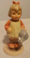Hummel Goebel #729 Girl