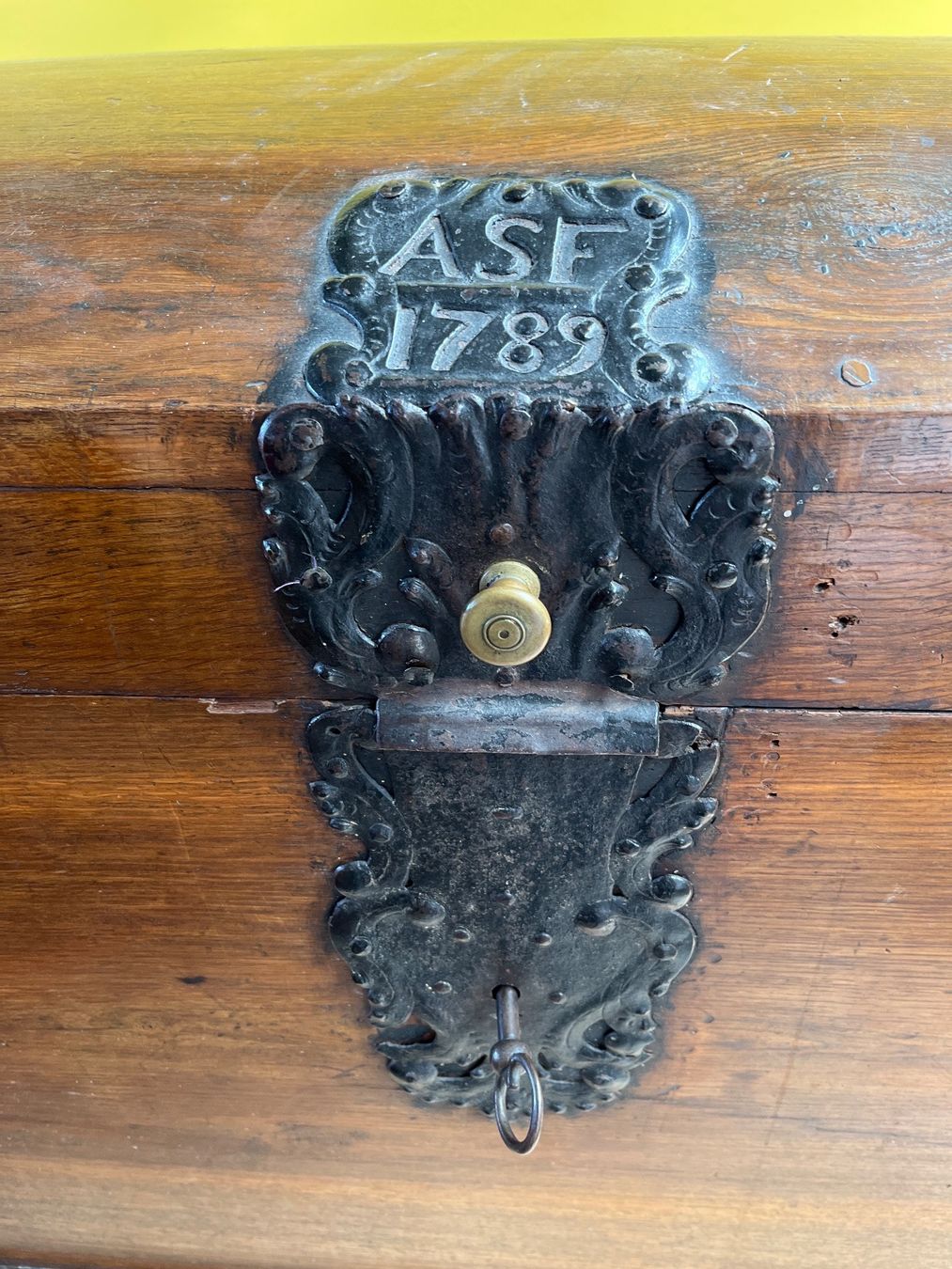 Cassapanche: Barock Truhe – Usato da Brienz BE venduto da hey_z9vg 3