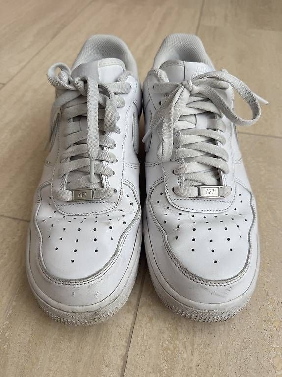 Nike Scarpe da uomo: Nike Air Force 1 – Usato da Zürich venduto da nictor 1