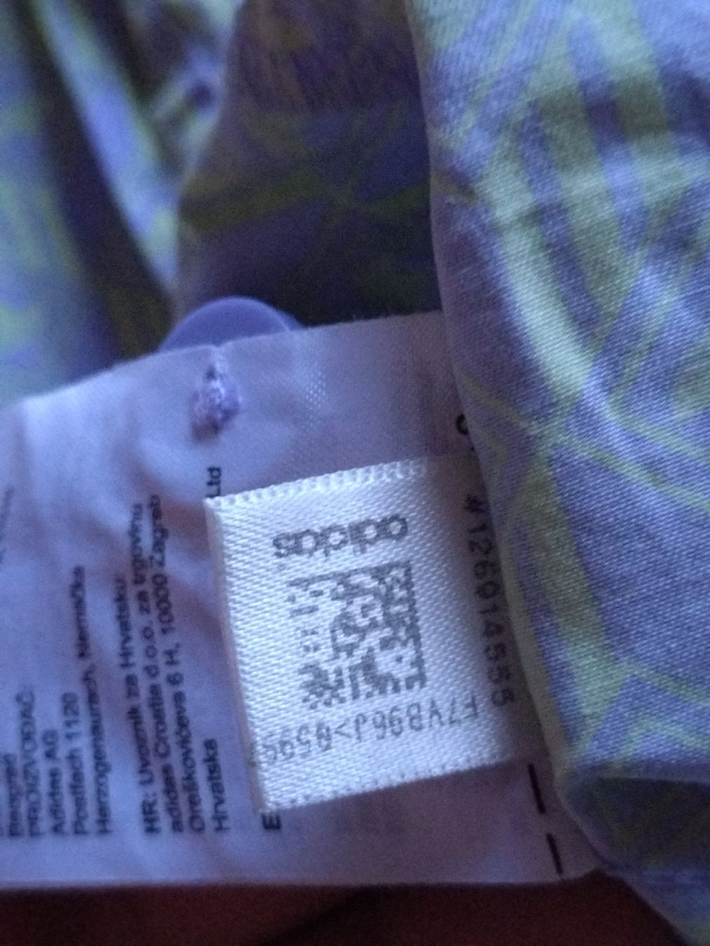 Camicie: Chemise Adidas Fleurie avec logo, M Nice Shape – Usato da Farvagny-le-Grand venduto da LaCaverne 6