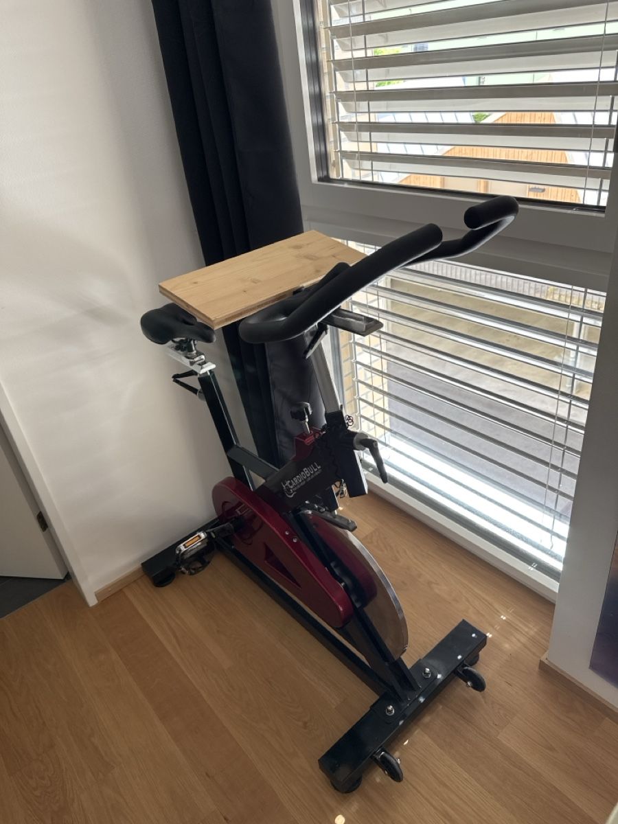 Ruote per filare: Cardio Bull Spinning Bike – Difettoso da Lufingen venduto da jonasclouds