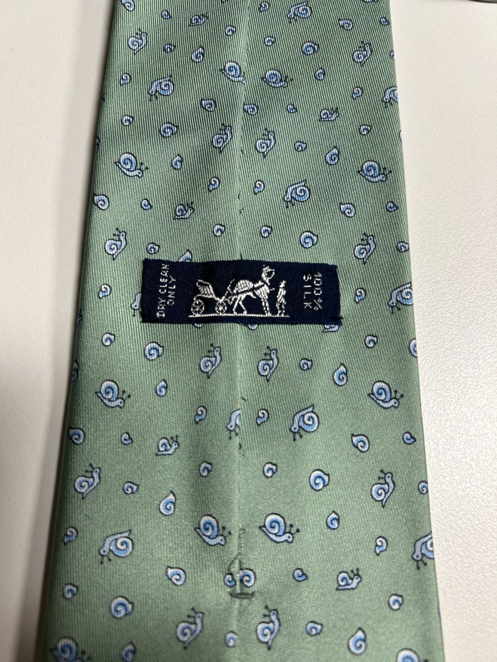 Hermès Cravatte: Hermès Schnecken Krawatte – Nuovo (secondo la descrizione) da Bern venduto da kurtikobolt74 2