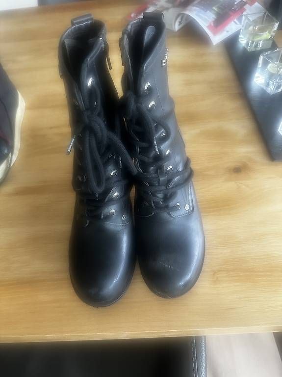 Damenschuhe: Harley Davidson  Stiefel – Gebraucht aus Uerikon von inf_28tj 1