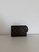 Louis Vuitton Poche Toilette 15 Monogram