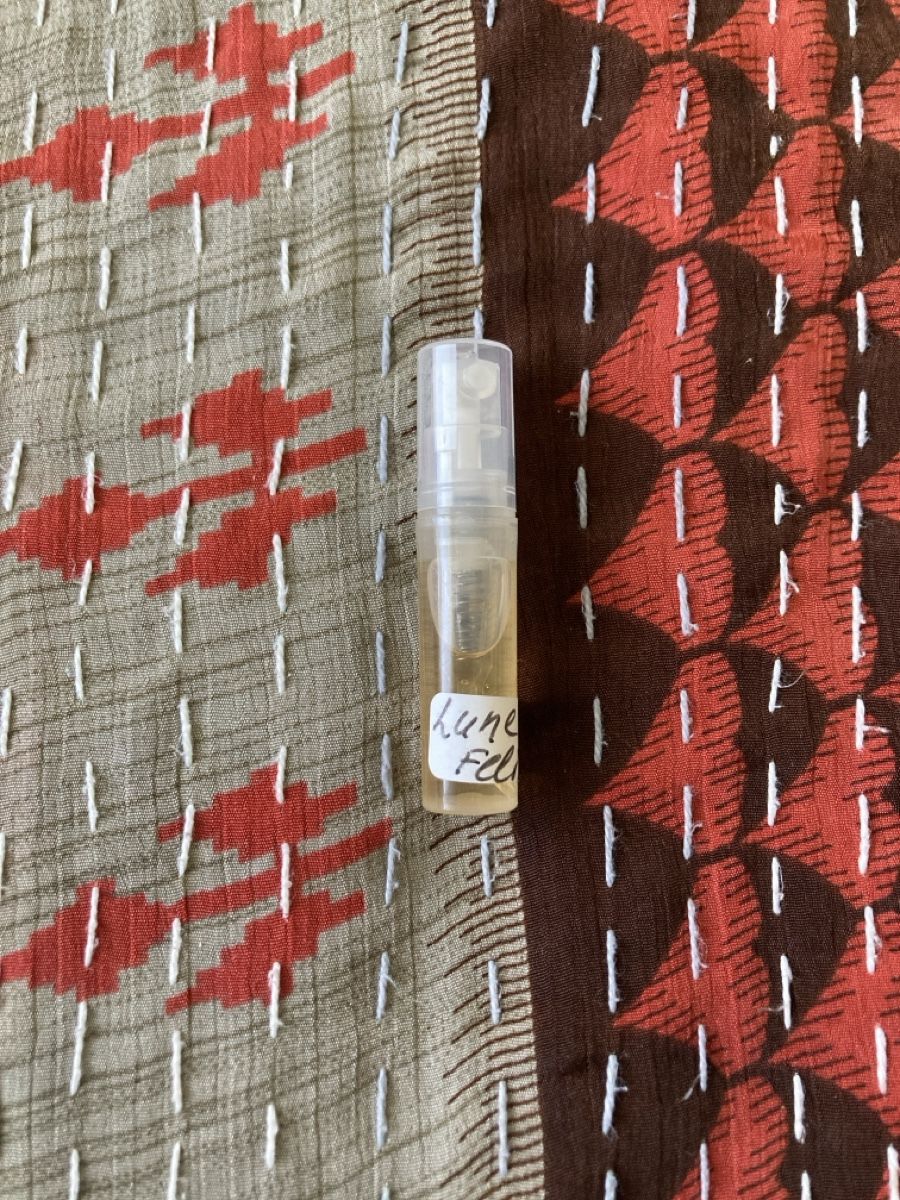 Parfum & Eau de Toilette: Atelier Des Ors - Lune Féline 2ml – Neu (gemäss Beschreibung) aus Therwil von blubblubblubb 1