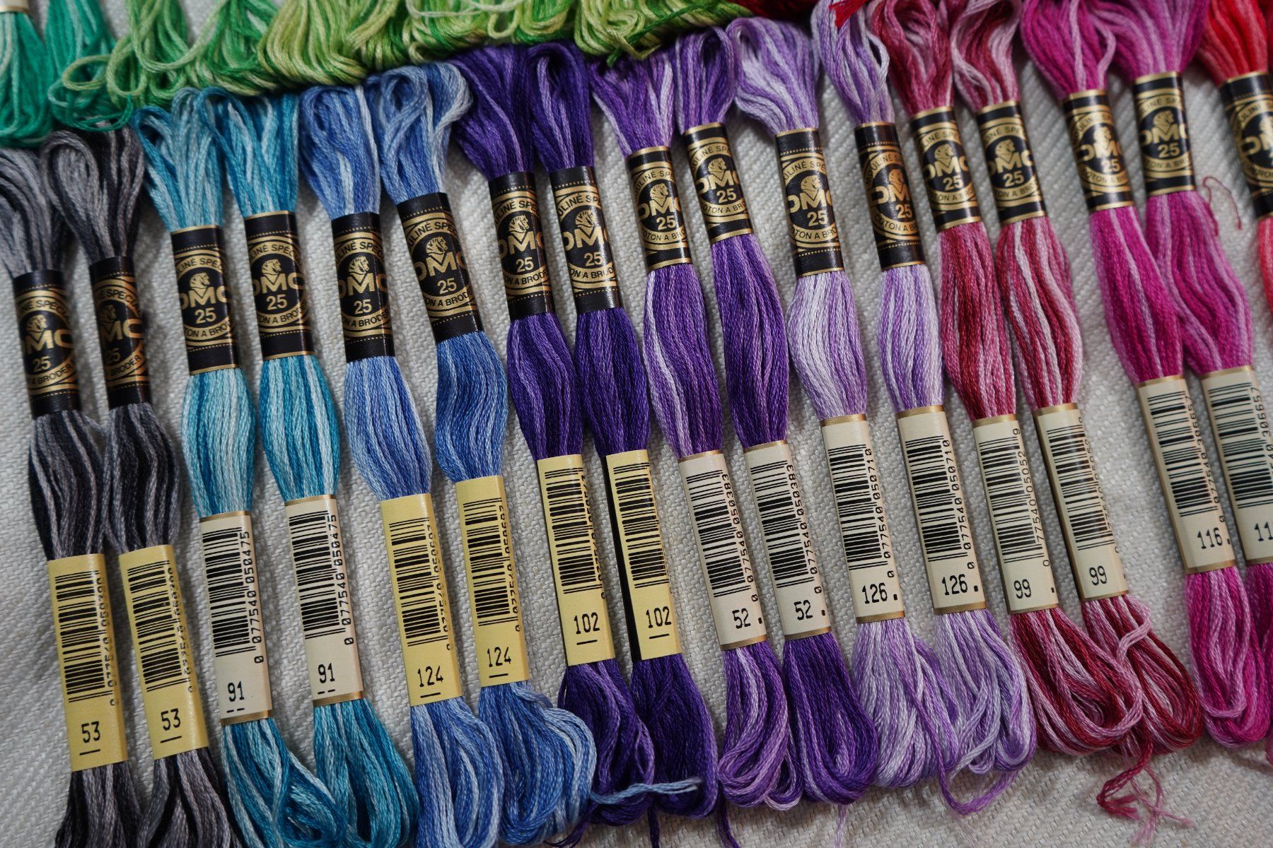 Cordicelle & Fili: 44 DMC Mouliné Spécial Multicolor Art 117 - LOSB4 – Nuovo e nell'imballaggio originale da Mels venduto da DACRI 8