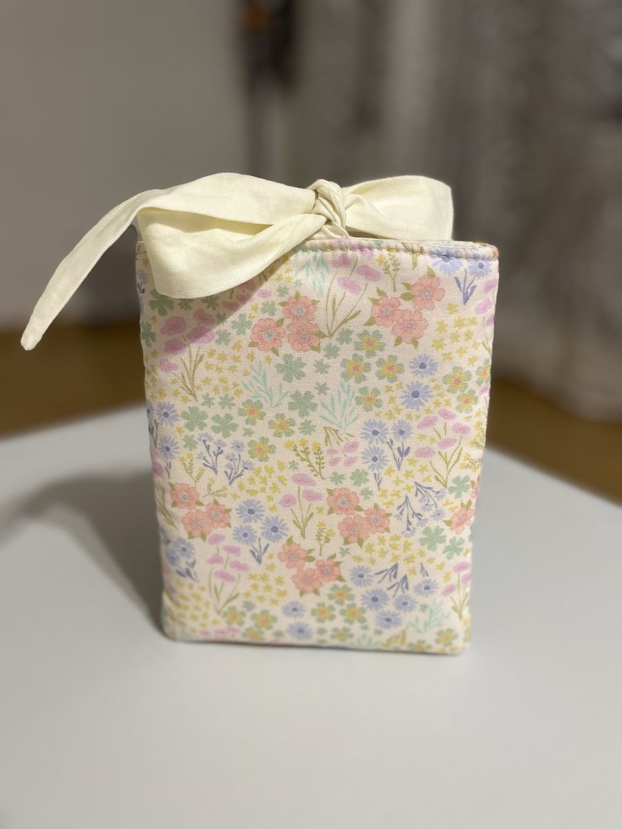 Covers & Borse: Kindle Hülle, Blumenmuster mit Schleife – Nuovo (secondo la descrizione) da Rheineck venduto da cha_p9qy 2