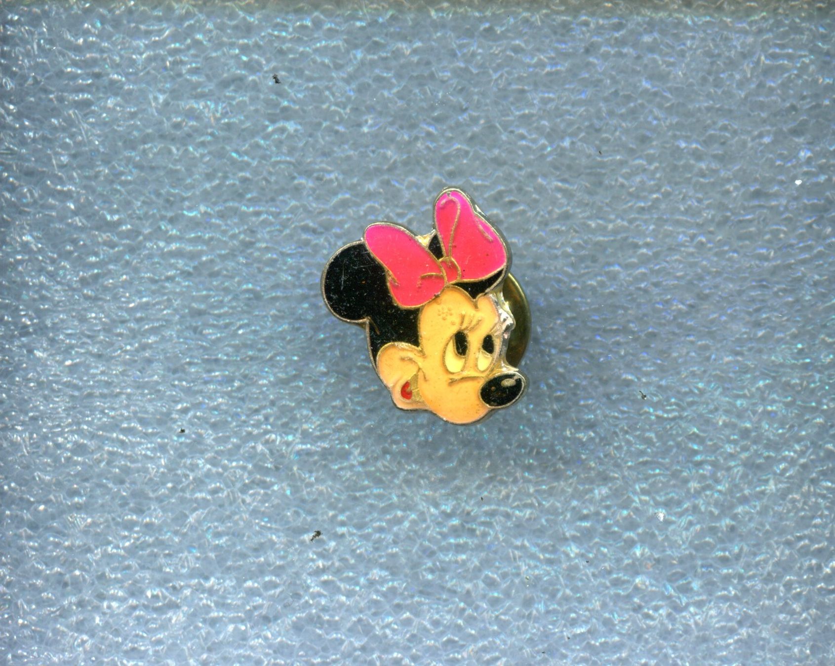Disney Placchette & Badge: Minni Maus – Usato da Winterthur venduto da Sammleroase