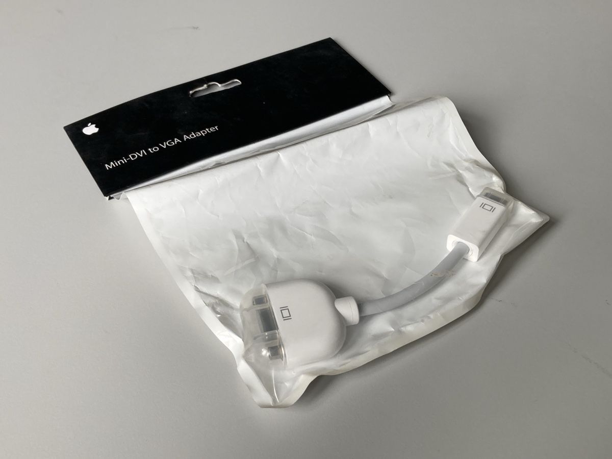 Apple Unità & Adattatore: Apple Mini-DVI to VGA adapter NEU mit OVP – Nuovo e nell'imballaggio originale da Zürich venduto da adr_dmw2