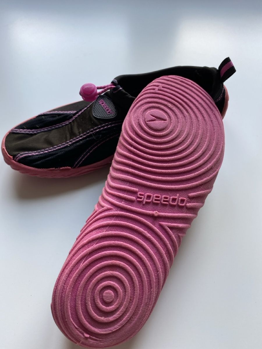 Speedo Scarpe per ragazze: Chaussure d’eau Speedo, taille 2/3 – Usato da Corcelles NE venduto da Hugo_W 2
