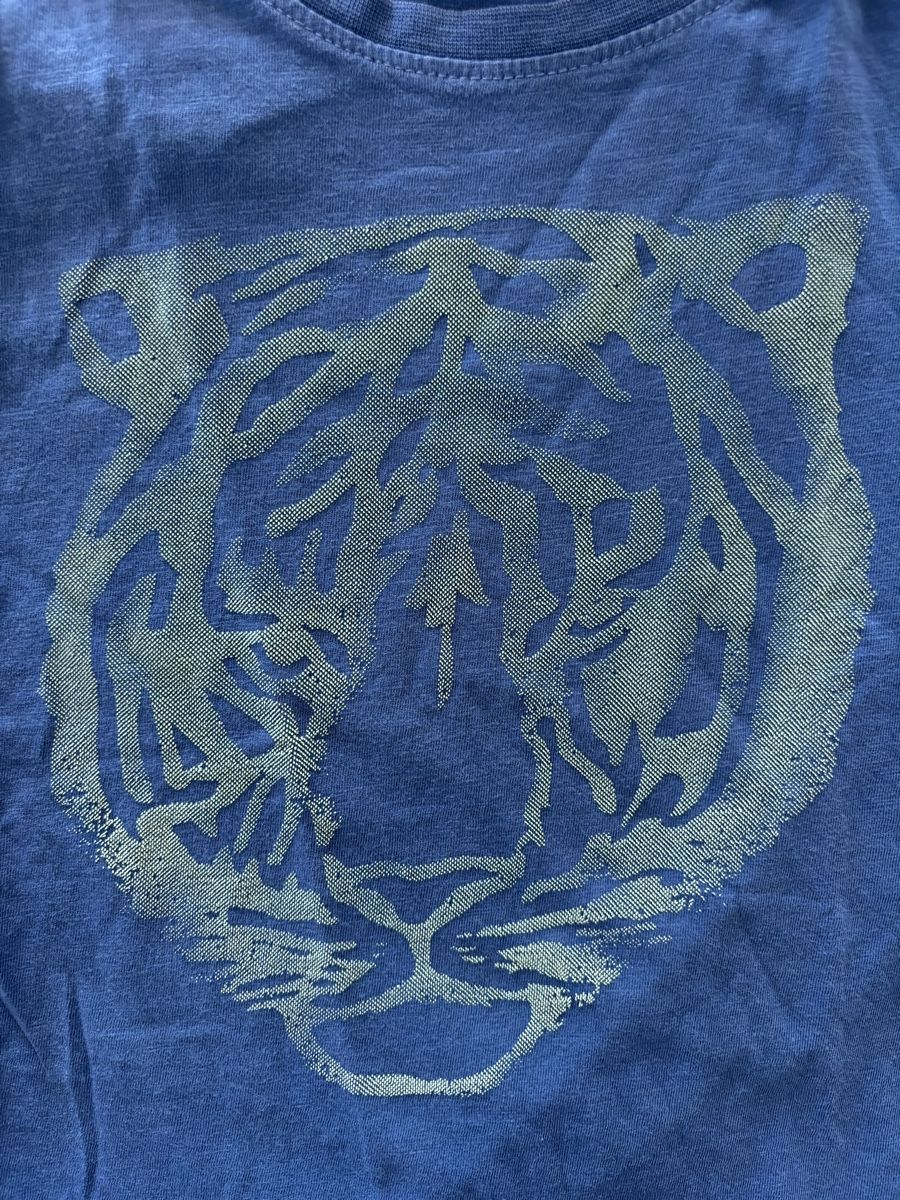 Camicie, T-shirt & Polo: Shirt Tiger blau Gr 116 – Usato da Ebikon venduto da Regipe 1