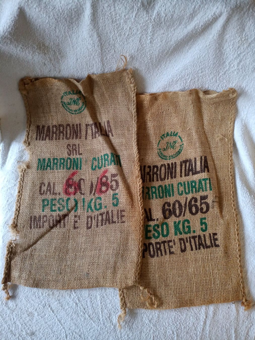Tessuti: Marroni Jutesack / Jutesäcke – Usato da Oberegg venduto da A-Z.Handel.Loehrer 1