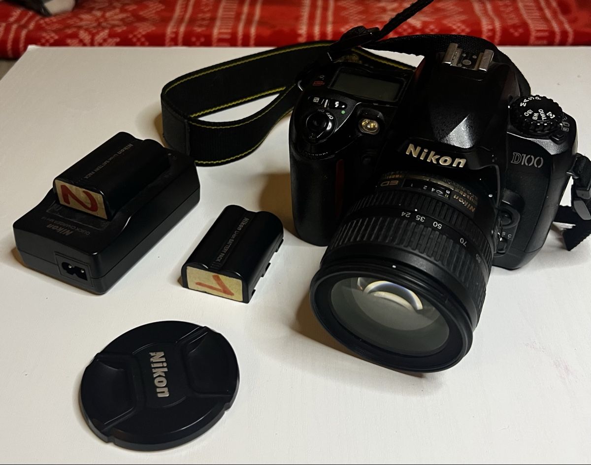 Nikon Kamera: Foto Kamera Nikon D100 – Defekt aus Unterengstringen von Sehr1986