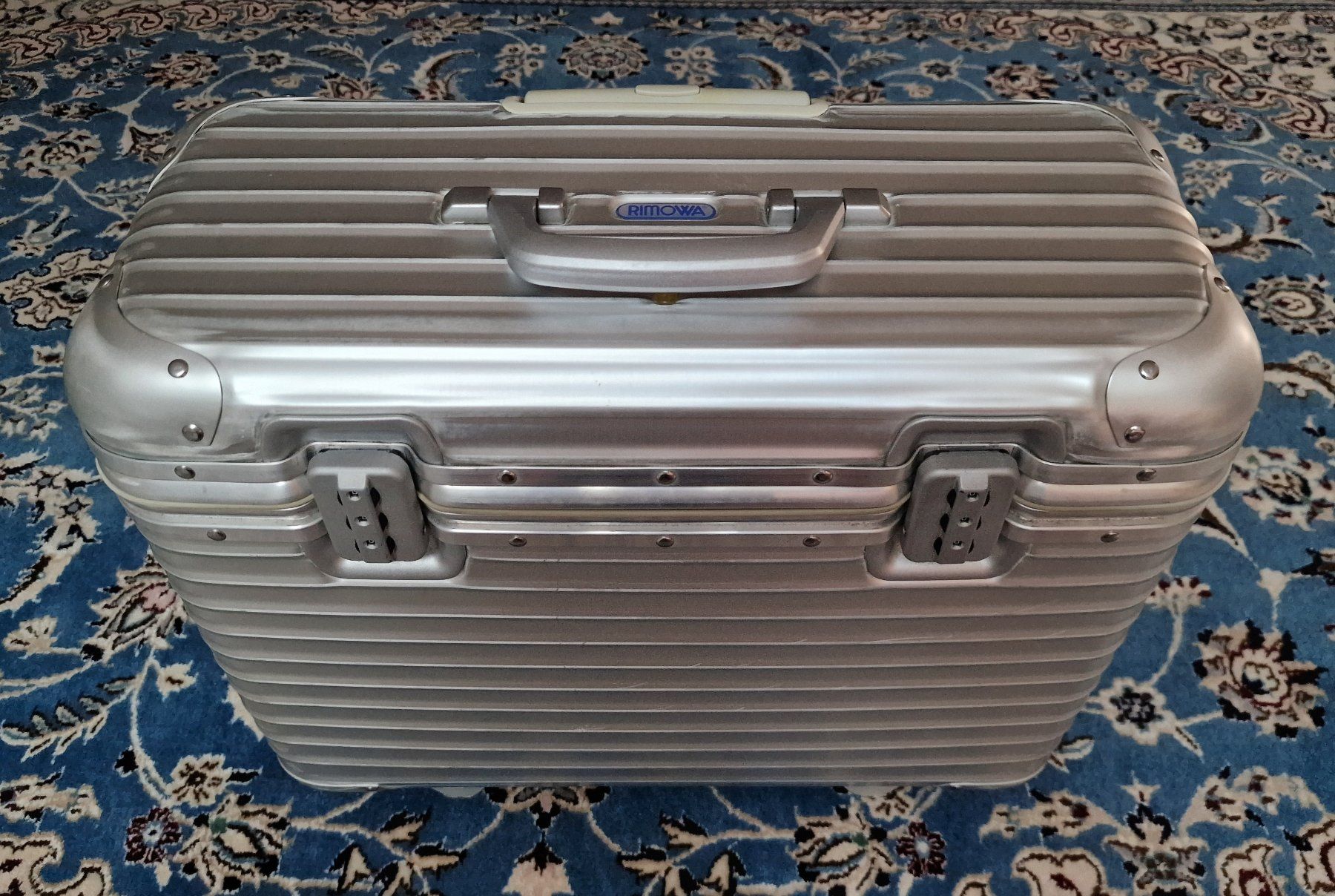 Rimowa Topas Pilot Trolley Silber (Gebraucht) in Schaffhausen für CHF ...