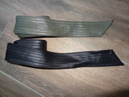 Lot de 2 ceintures en simli cuir, noir et kaki, parfait état