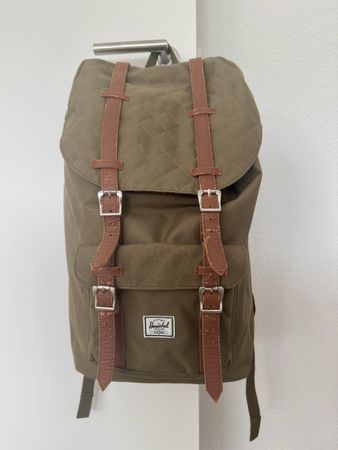 Original HERSCHEL Little America Rucksack 
