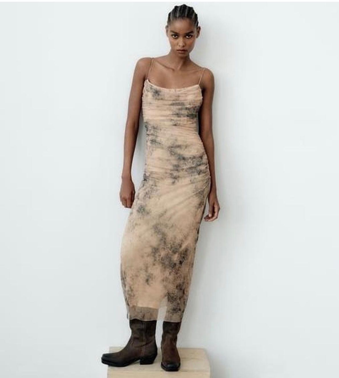 Zara Vestiti: Zara dress – Nuovo e nell'imballaggio originale da Opfikon venduto da MabelCouture